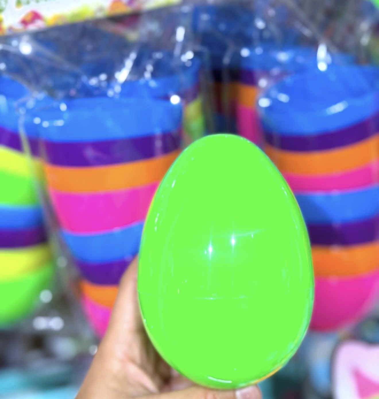 Set de 4 huevos para rellenar 13cm